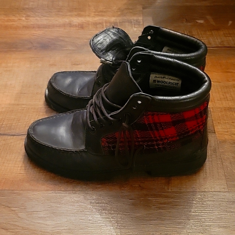 Timberland X Saks Fifth Avenue 7-eye Chukka Boots